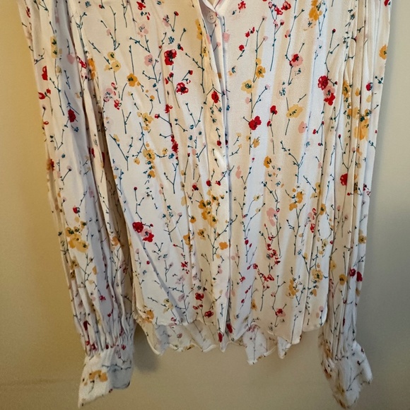 Equipment Size Small Floral Shirt - Picture 2 of 3